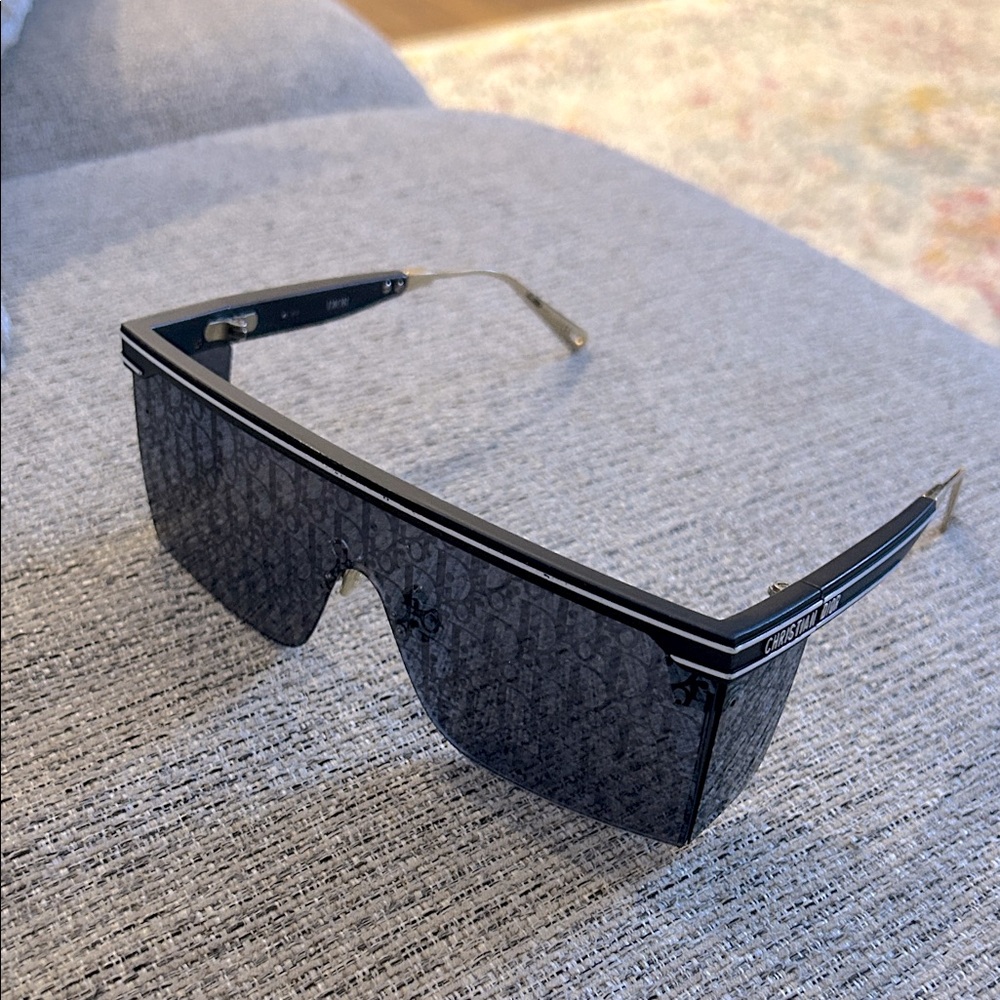 DiorClub M1U Sunglasses